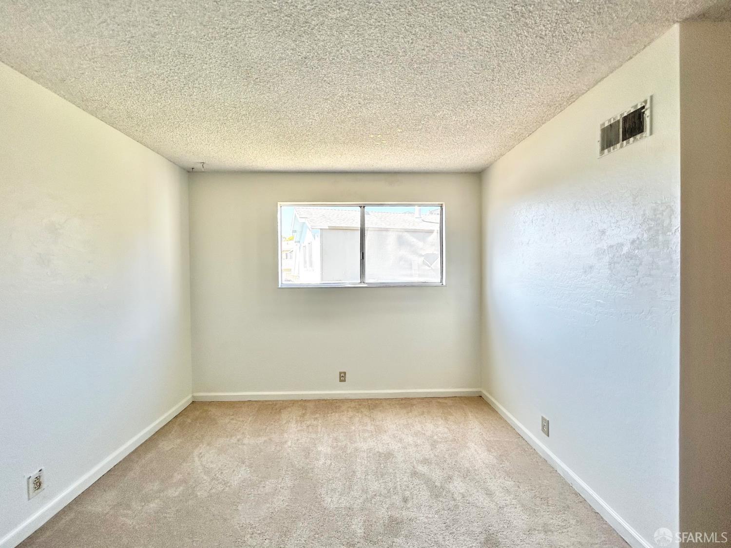 Detail Gallery Image 19 of 42 For 19 Blossom Ct, Daly City,  CA 94014 - 3 Beds | 2 Baths