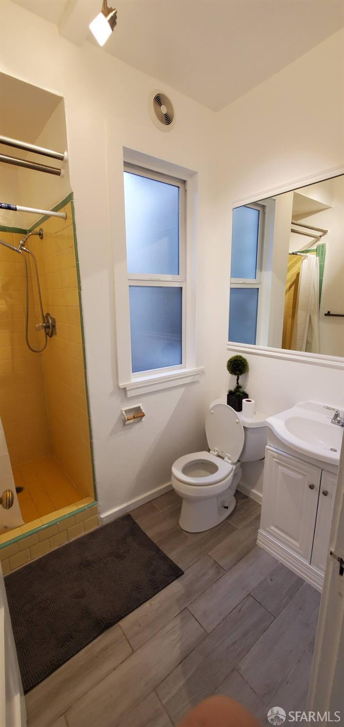 Detail Gallery Image 24 of 53 For 905 Ashbury St, San Francisco,  CA 94117 - – Beds | – Baths