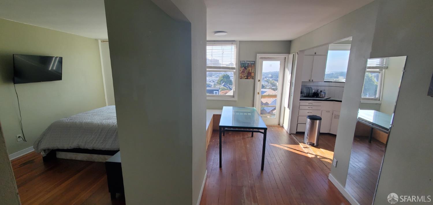 Detail Gallery Image 16 of 53 For 905 Ashbury St, San Francisco,  CA 94117 - – Beds | – Baths