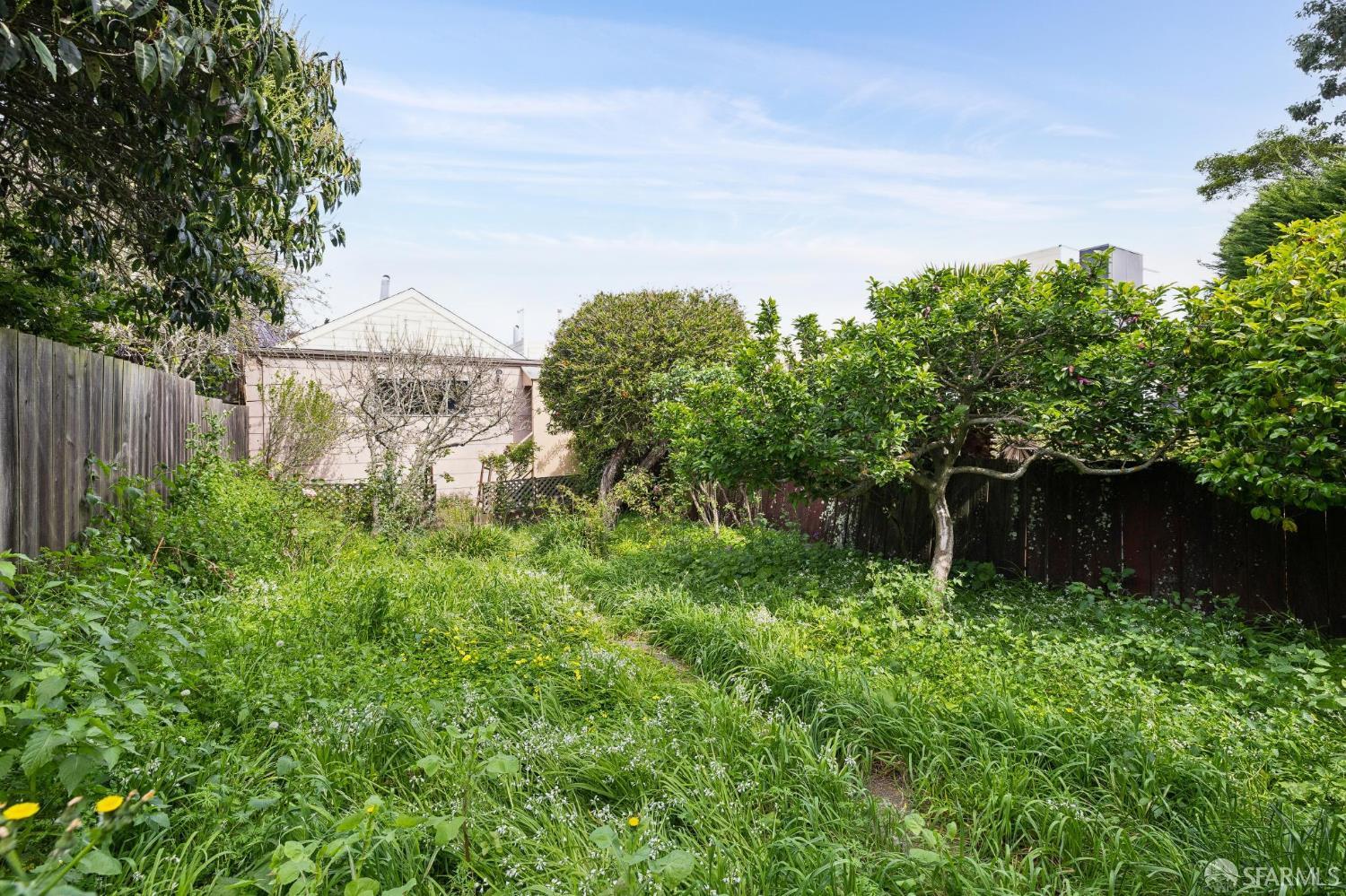 Detail Gallery Image 25 of 36 For 543 Jersey St, San Francisco,  CA 94114 - 3 Beds | 1 Baths