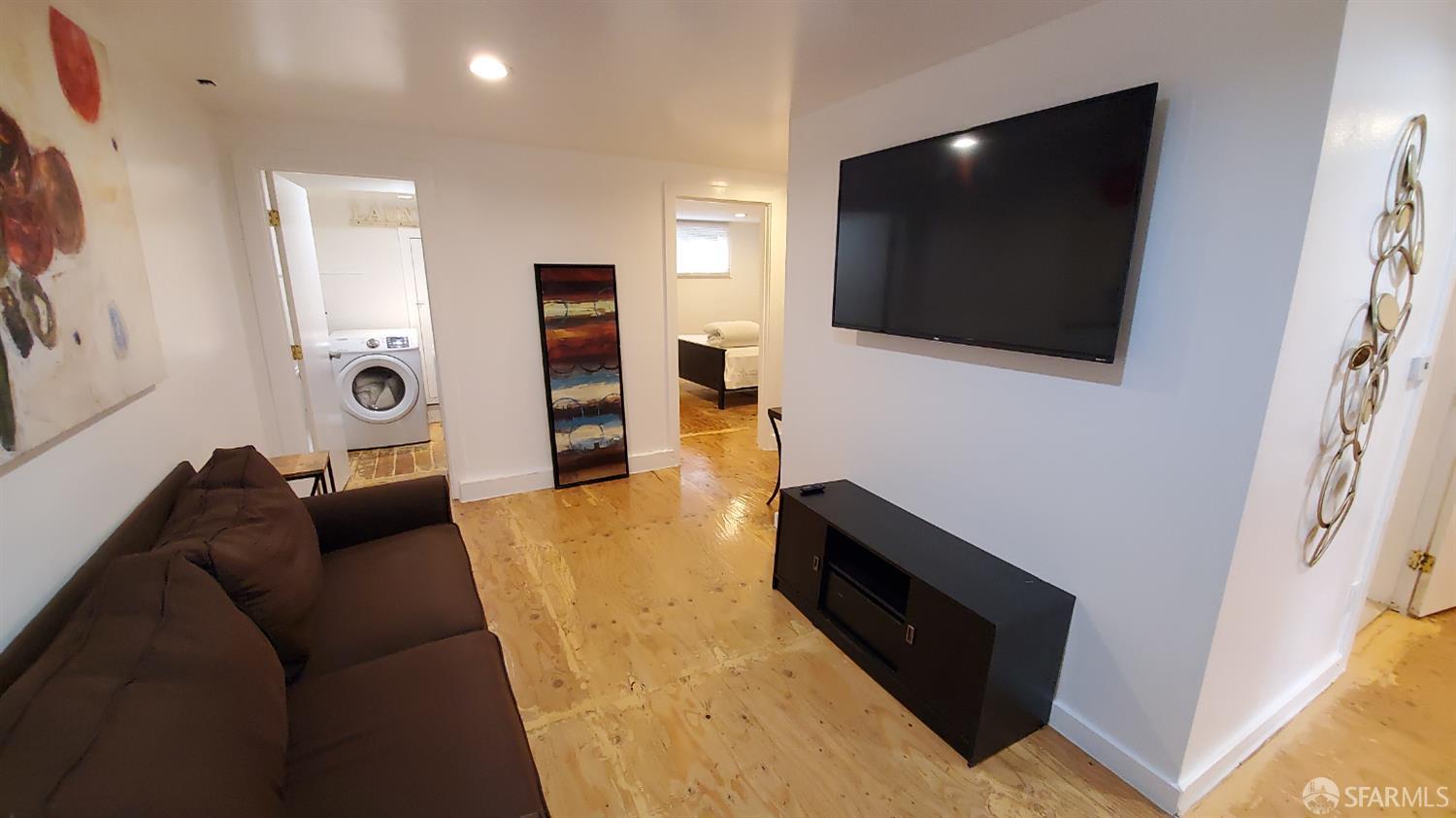 Detail Gallery Image 45 of 53 For 905 Ashbury St, San Francisco,  CA 94117 - – Beds | – Baths