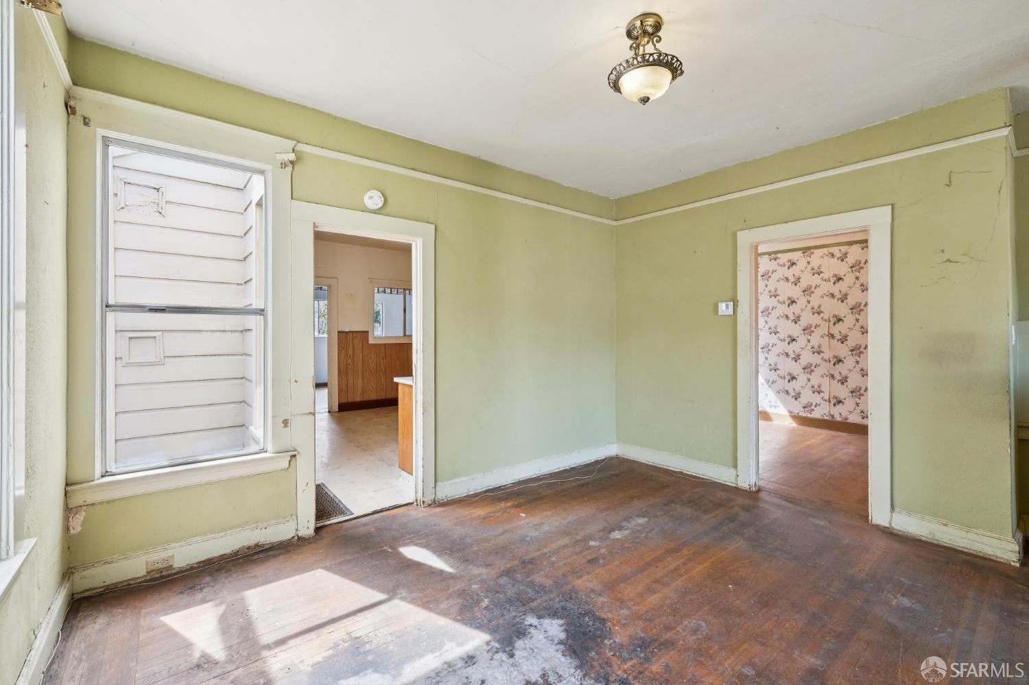 Detail Gallery Image 9 of 36 For 543 Jersey St, San Francisco,  CA 94114 - 3 Beds | 1 Baths