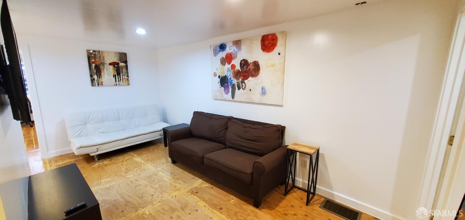 Detail Gallery Image 31 of 53 For 905 Ashbury St, San Francisco,  CA 94117 - – Beds | – Baths