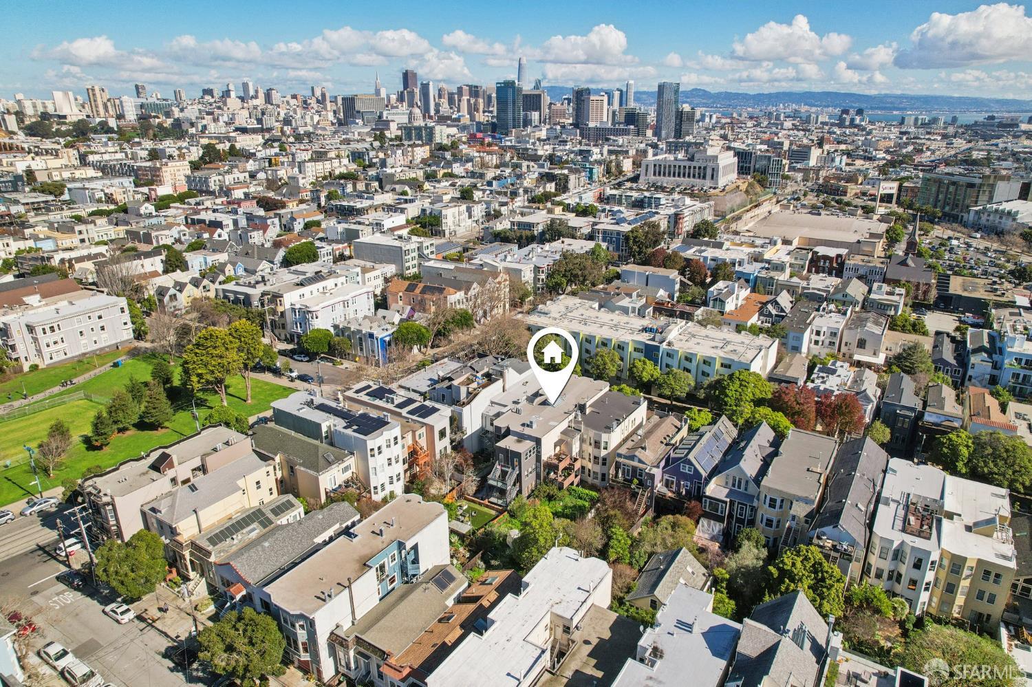 Detail Gallery Image 30 of 31 For 18 Sanchez St #18,  San Francisco,  CA 94114 - 3 Beds | 2 Baths