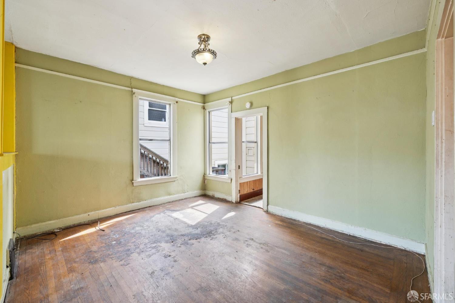 Detail Gallery Image 4 of 36 For 543 Jersey St, San Francisco,  CA 94114 - 3 Beds | 1 Baths