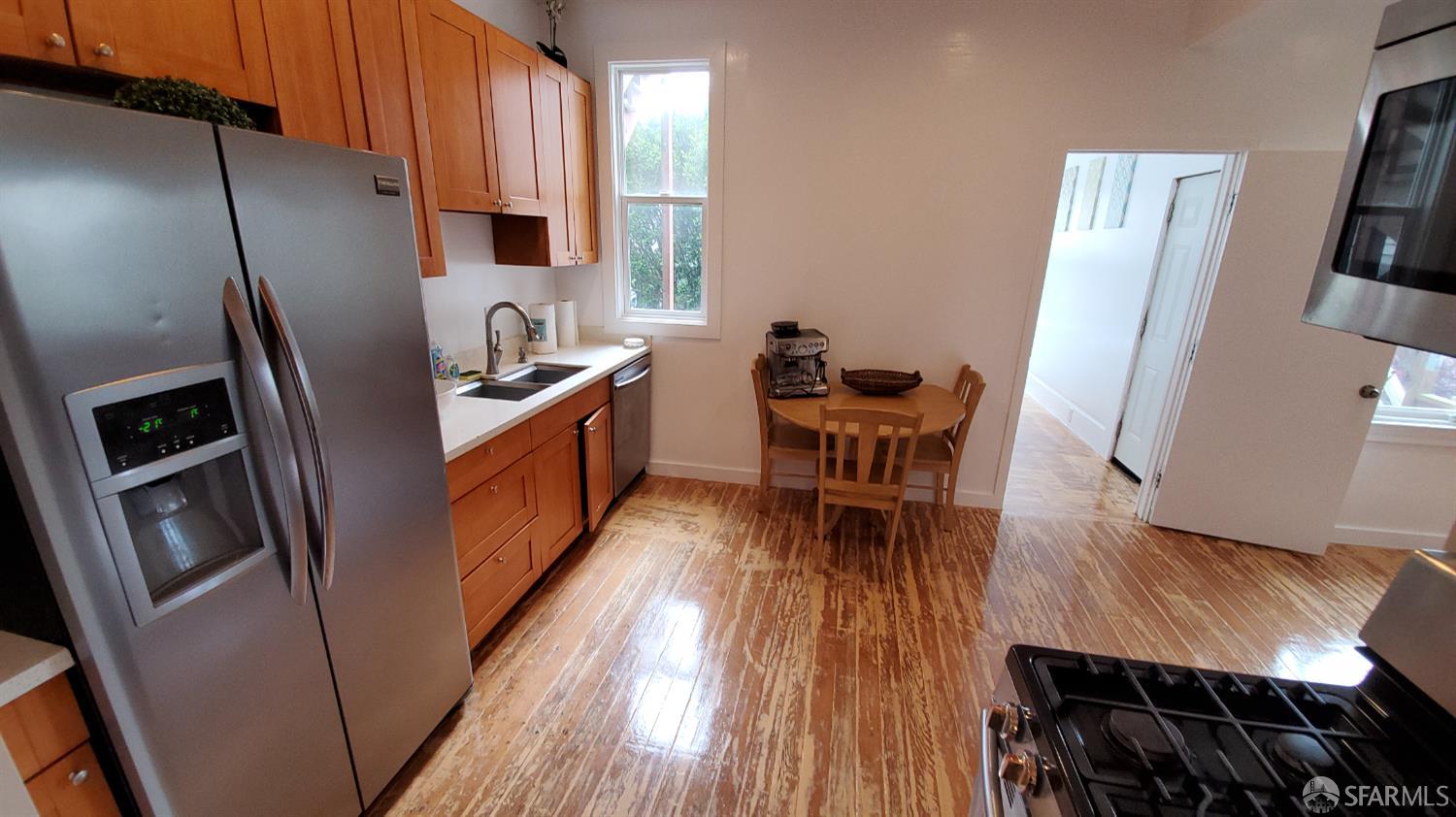 Detail Gallery Image 43 of 53 For 905 Ashbury St, San Francisco,  CA 94117 - – Beds | – Baths