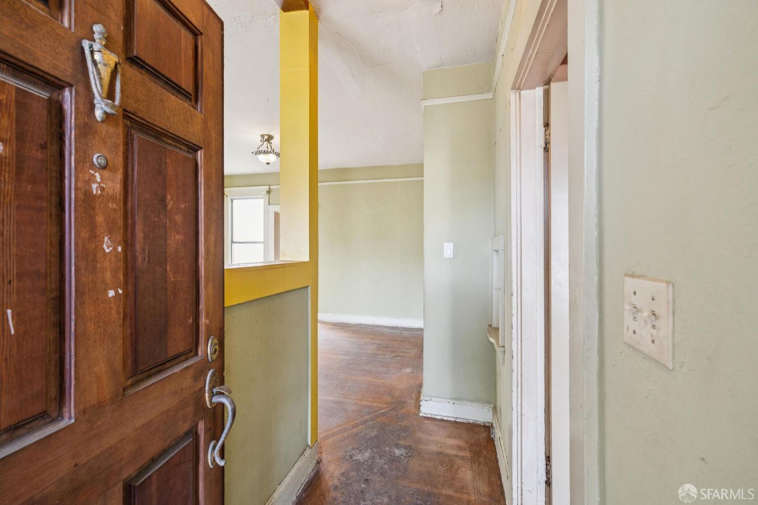 Detail Gallery Image 3 of 36 For 543 Jersey St, San Francisco,  CA 94114 - 3 Beds | 1 Baths