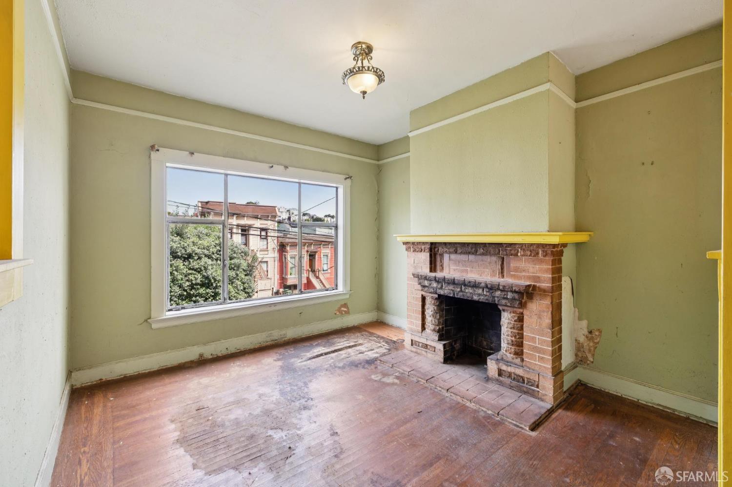 Detail Gallery Image 6 of 36 For 543 Jersey St, San Francisco,  CA 94114 - 3 Beds | 1 Baths