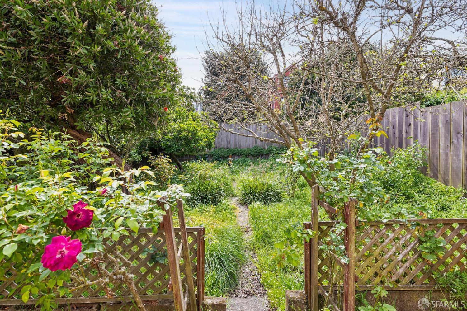 Detail Gallery Image 22 of 36 For 543 Jersey St, San Francisco,  CA 94114 - 3 Beds | 1 Baths