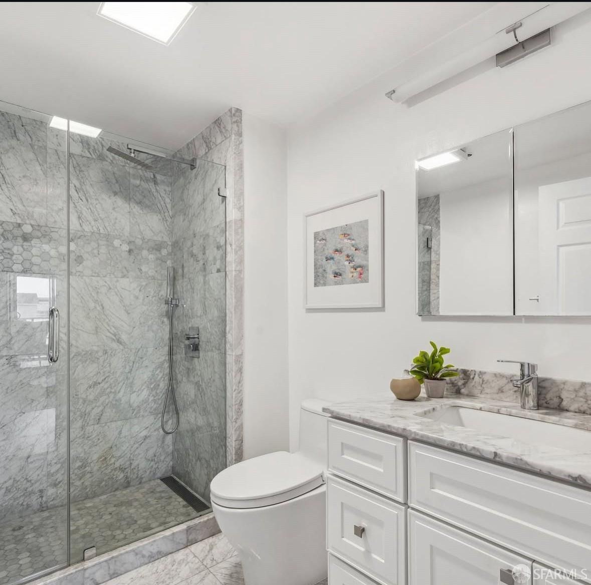 Detail Gallery Image 5 of 6 For 3315 Fillmore St #301,  San Francisco,  CA 94123 - 1 Beds | 1 Baths