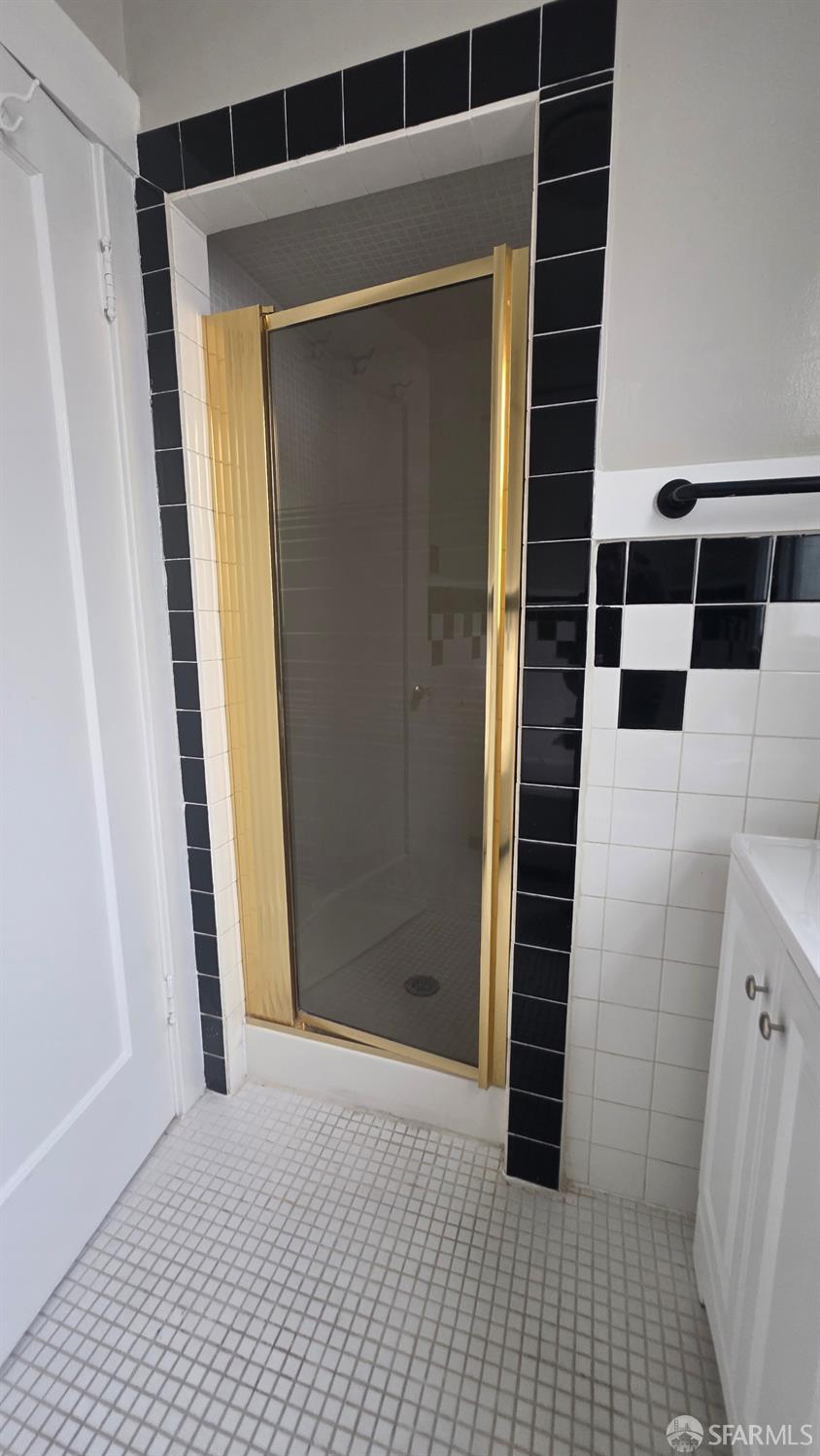 Detail Gallery Image 17 of 31 For 2601 24th Ave, San Francisco,  CA 94116 - 4 Beds | 2 Baths