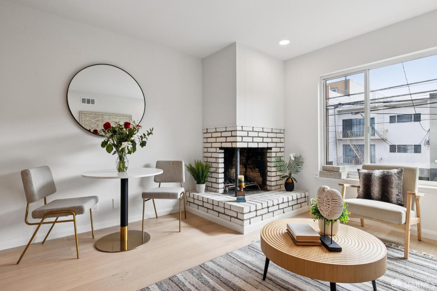 Detail Gallery Image 4 of 15 For 471 23rd Ave #1,  San Francisco,  CA 94121 - 2 Beds | 1 Baths