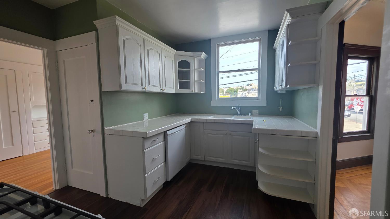 Detail Gallery Image 10 of 31 For 2601 24th Ave, San Francisco,  CA 94116 - 4 Beds | 2 Baths