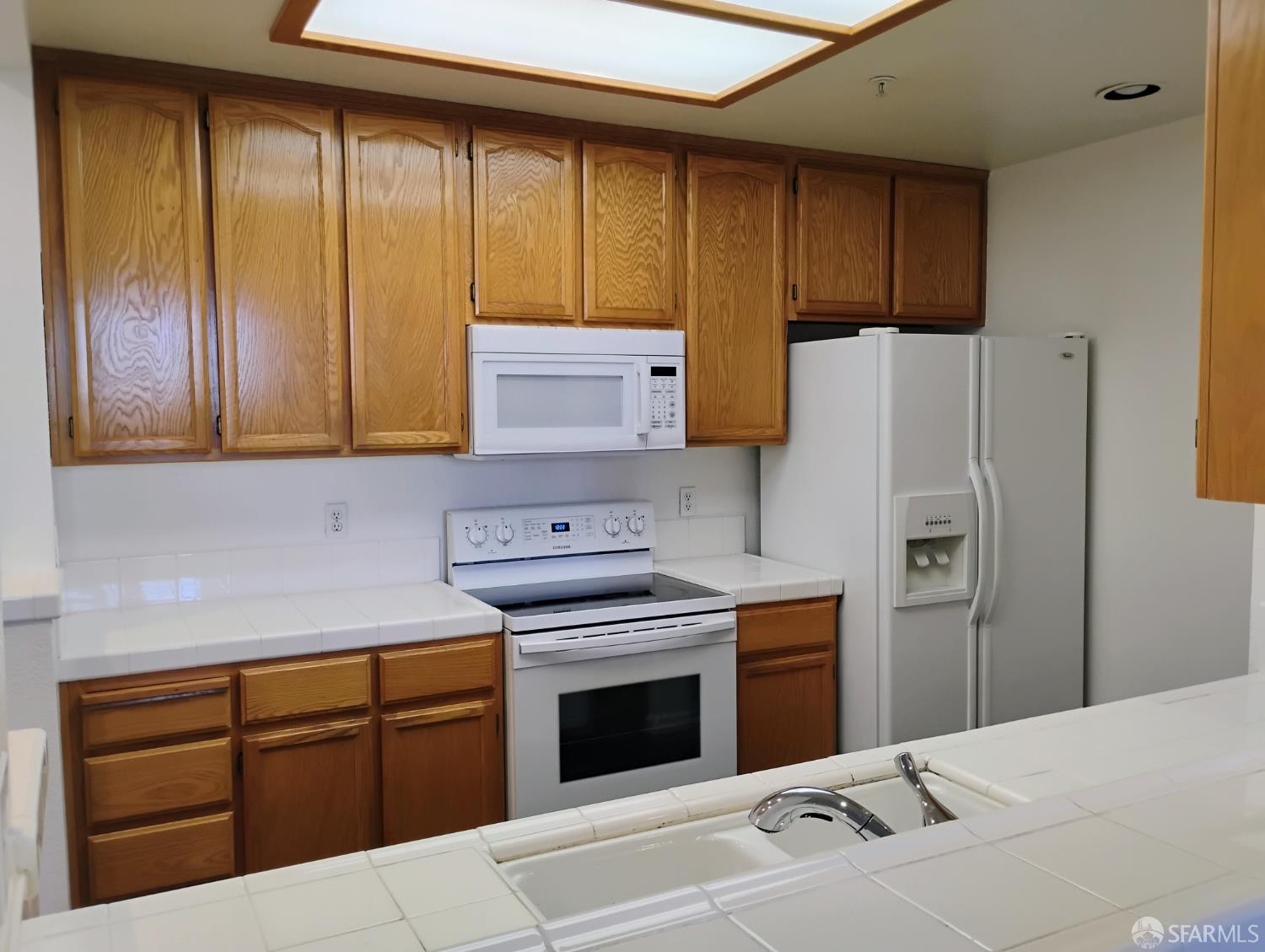 Detail Gallery Image 10 of 18 For 2902 Hastings Shore Ln, Redwood Shores,  CA 94065 - 1 Beds | 1 Baths