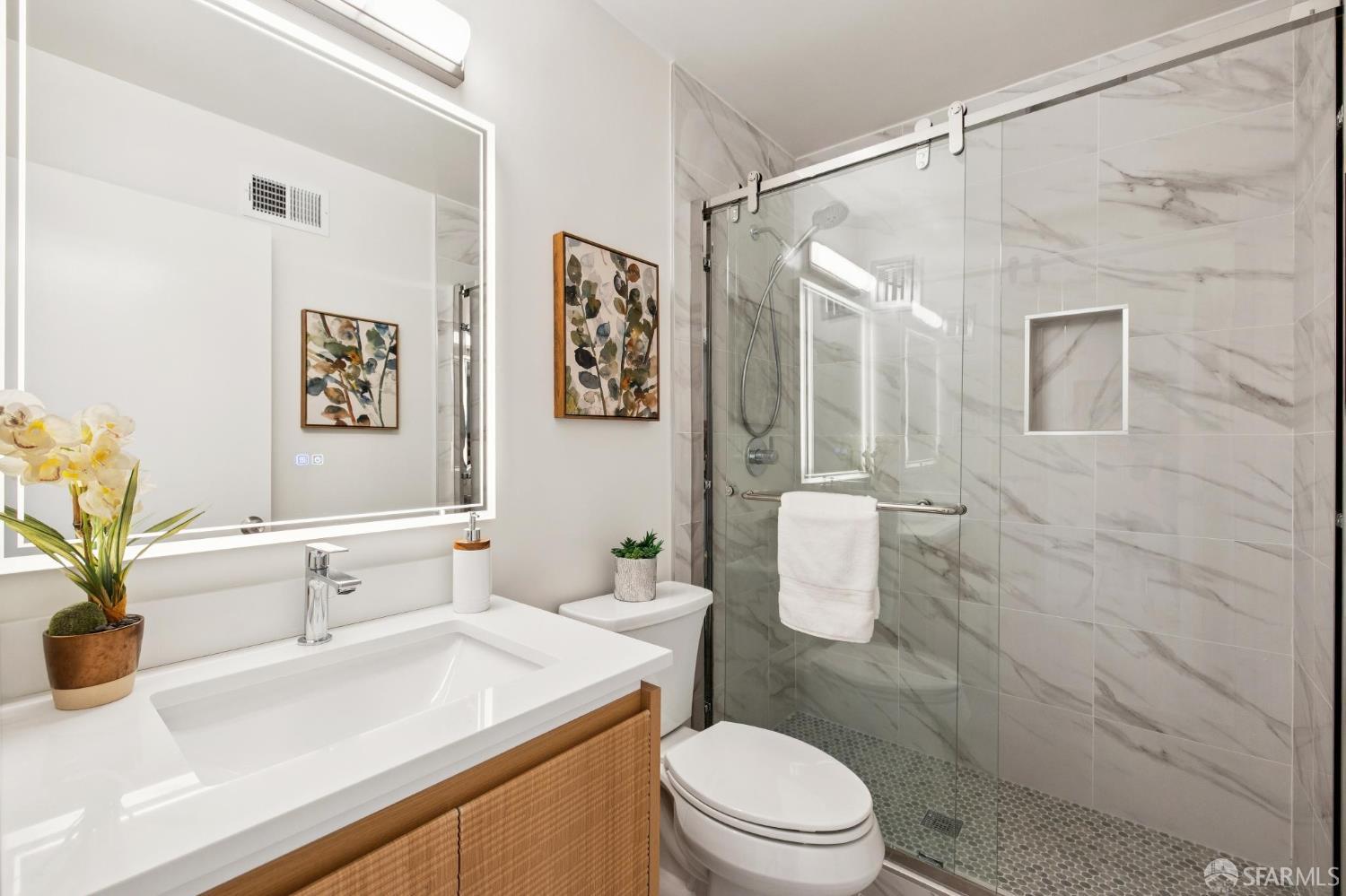 Detail Gallery Image 11 of 15 For 471 23rd Ave #1,  San Francisco,  CA 94121 - 2 Beds | 1 Baths