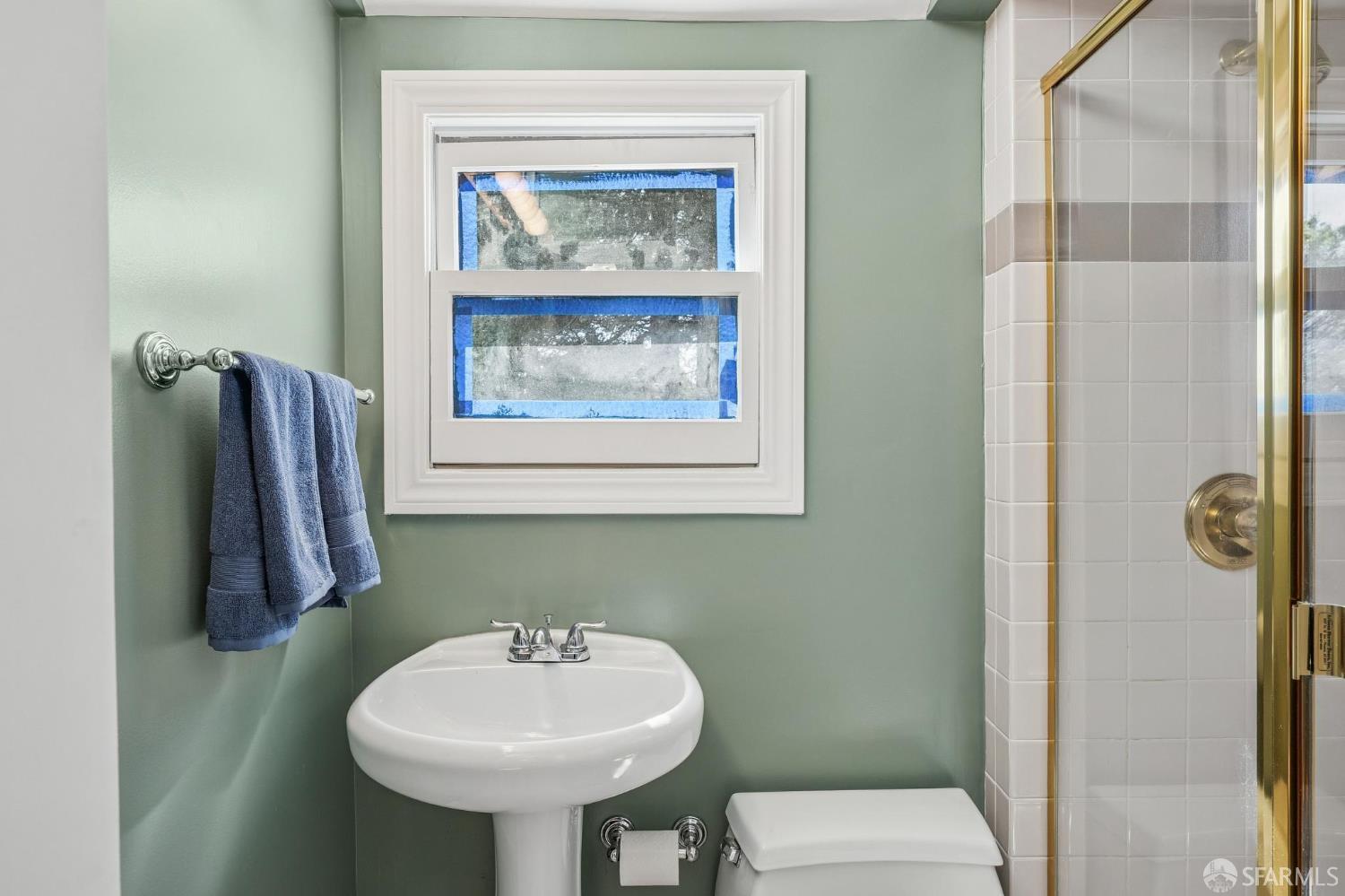 Detail Gallery Image 17 of 24 For 437 Staples Ave, San Francisco,  CA 94112 - 1 Beds | 1 Baths