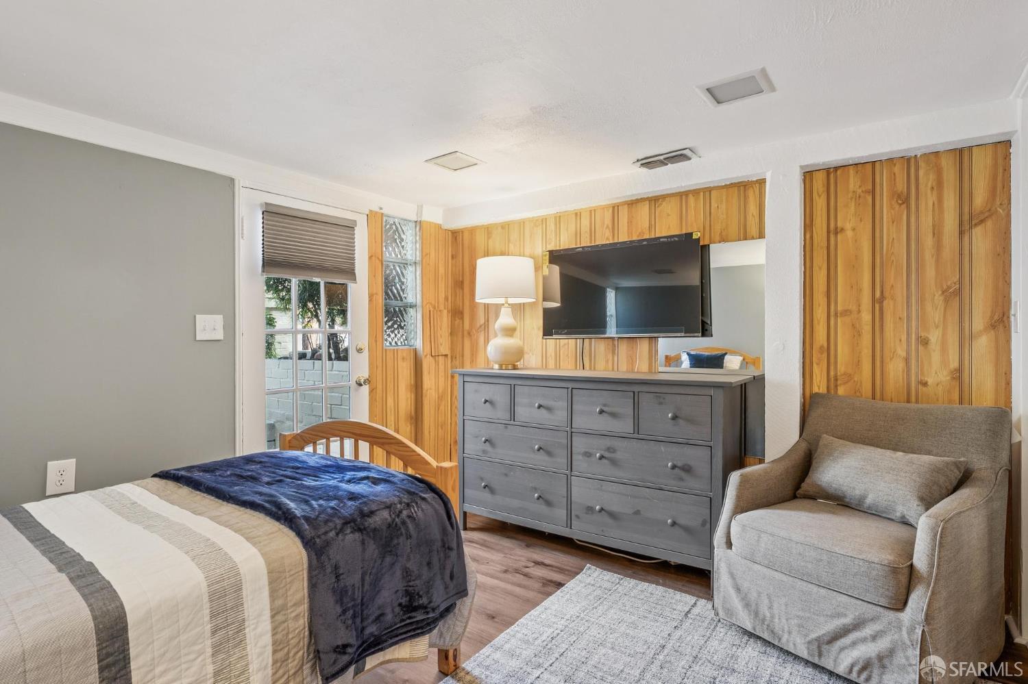 Detail Gallery Image 22 of 24 For 437 Staples Ave, San Francisco,  CA 94112 - 1 Beds | 1 Baths