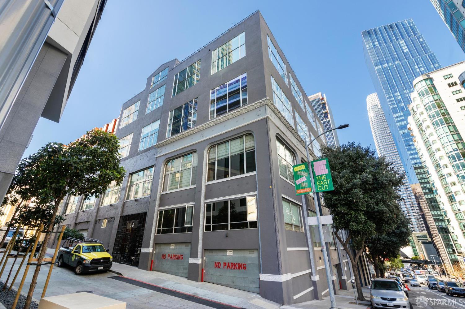 Detail Gallery Image 31 of 37 For 18 Lansing St #302,  San Francisco,  CA 94117 - 1 Beds | 1/1 Baths