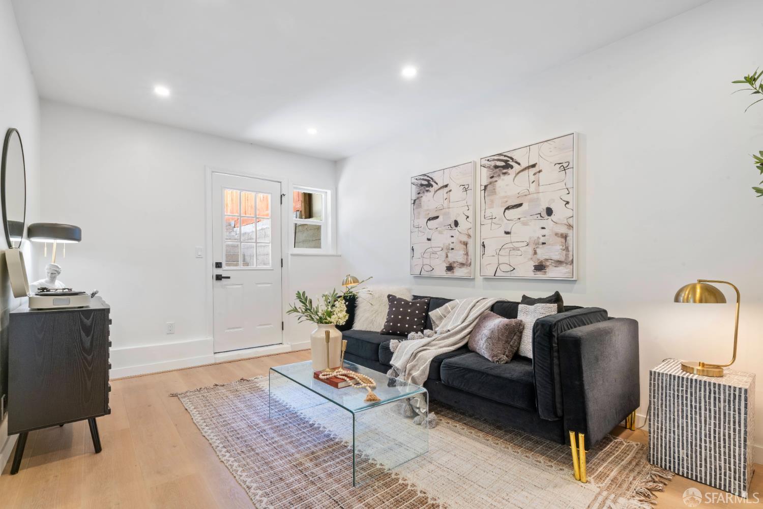 Detail Gallery Image 30 of 86 For 147 Gaven St, San Francisco,  CA 94134 - 3 Beds | 3 Baths