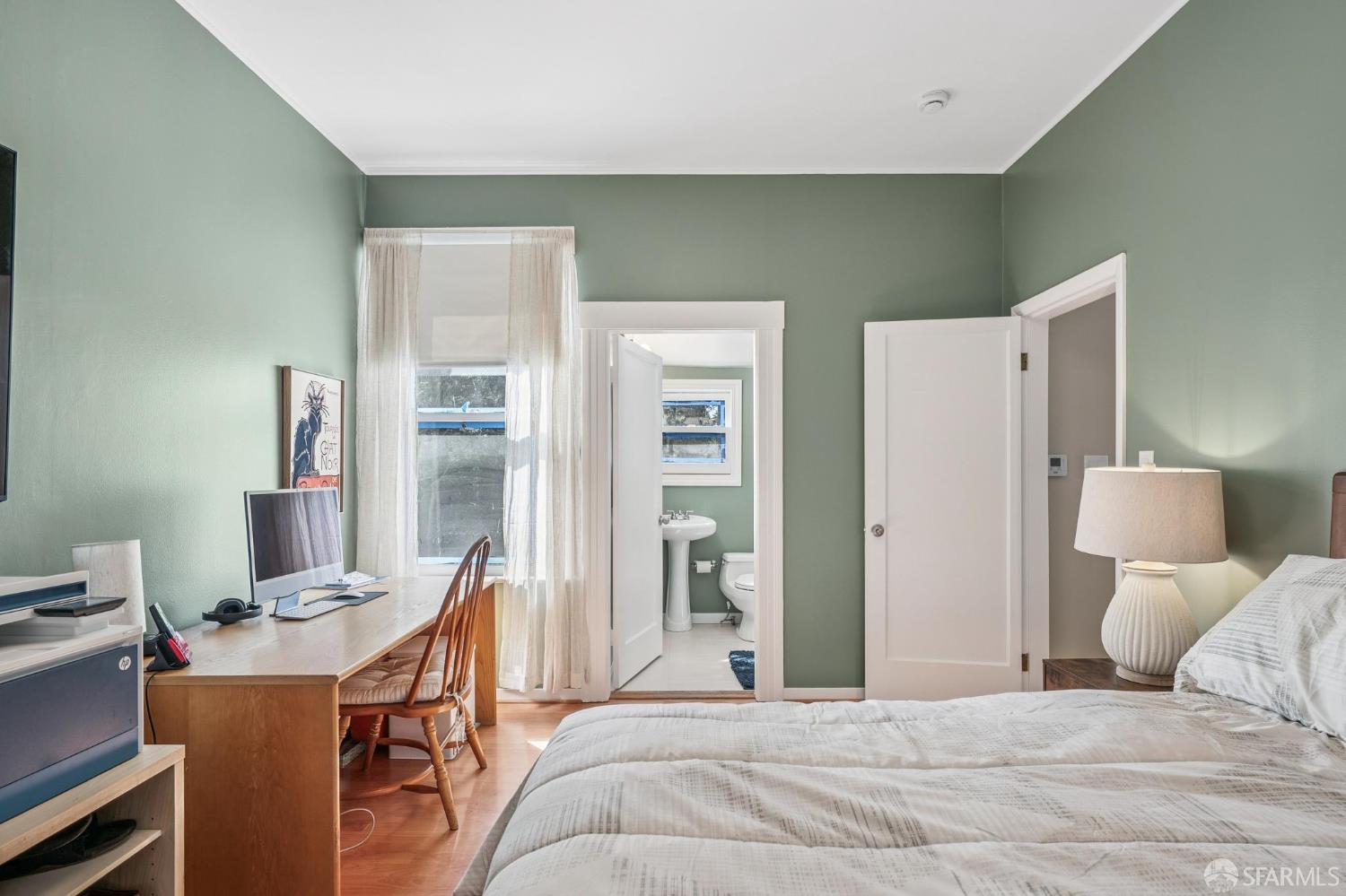 Detail Gallery Image 15 of 24 For 437 Staples Ave, San Francisco,  CA 94112 - 1 Beds | 1 Baths