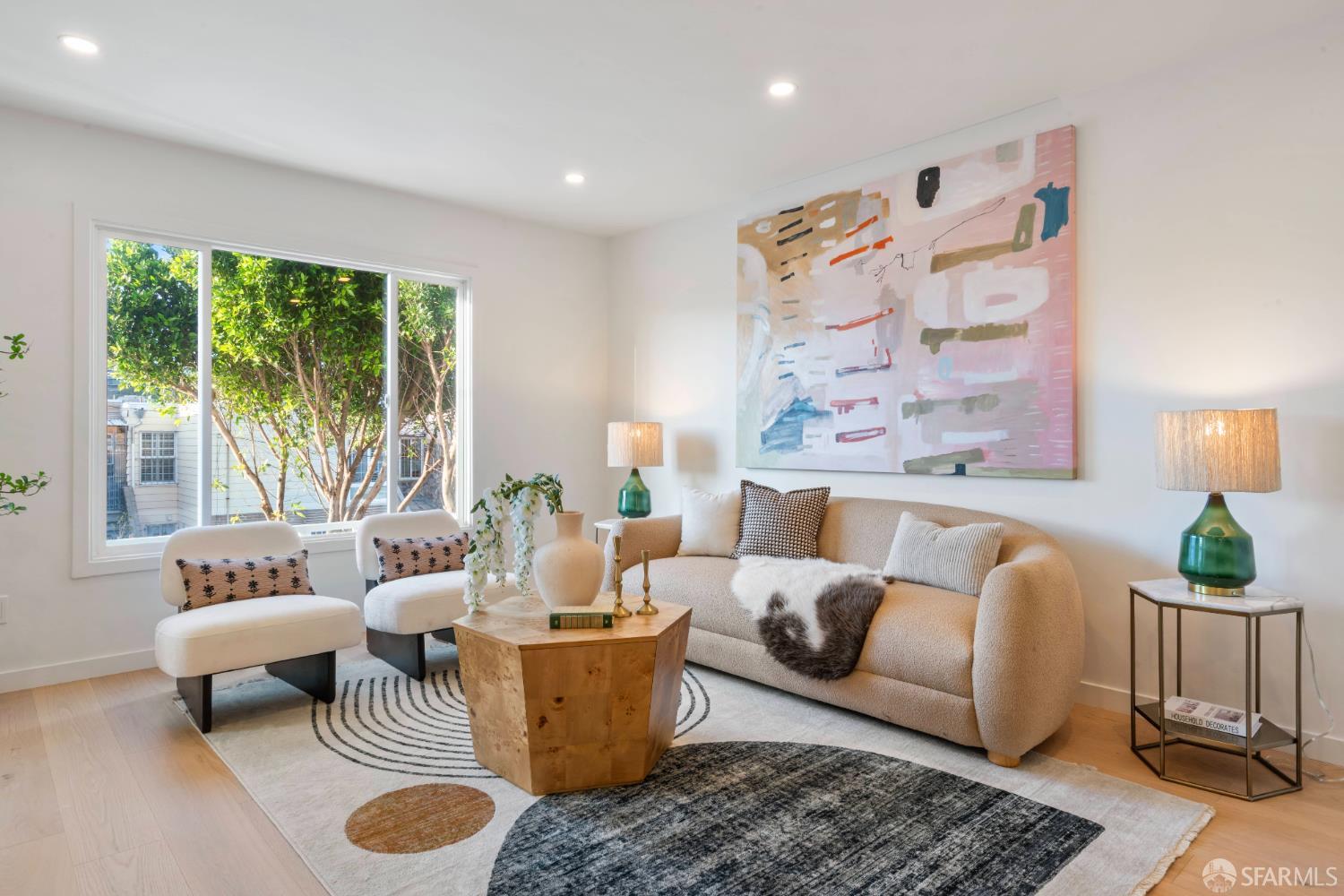 Detail Gallery Image 4 of 86 For 147 Gaven St, San Francisco,  CA 94134 - 3 Beds | 3 Baths