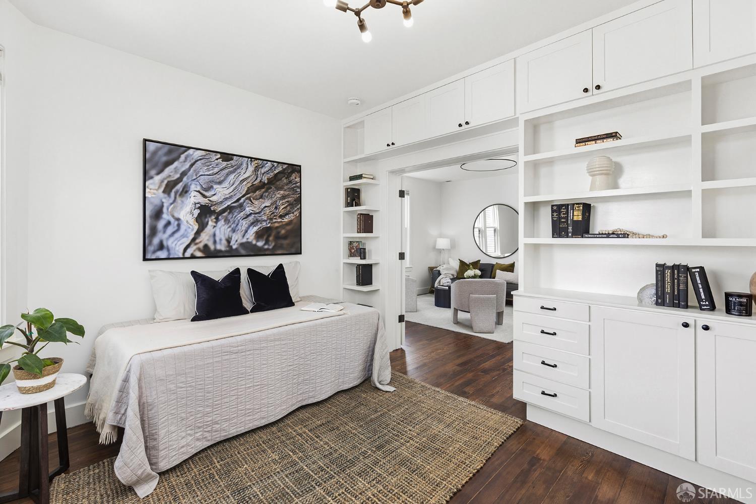 Detail Gallery Image 14 of 68 For 1610 Oregon St, Berkeley,  CA 94703 - 3 Beds | 2/1 Baths