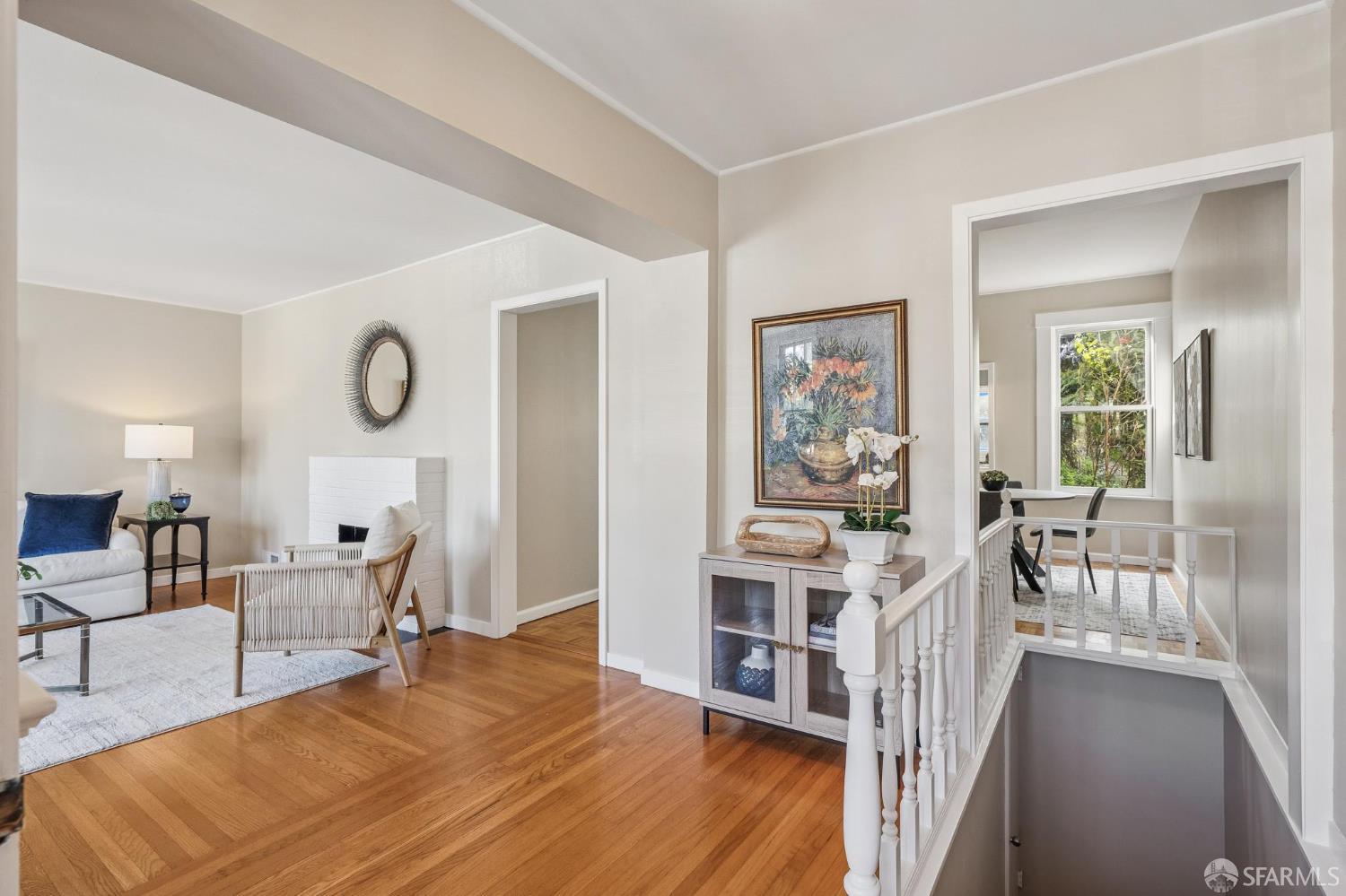 Detail Gallery Image 3 of 24 For 437 Staples Ave, San Francisco,  CA 94112 - 1 Beds | 1 Baths