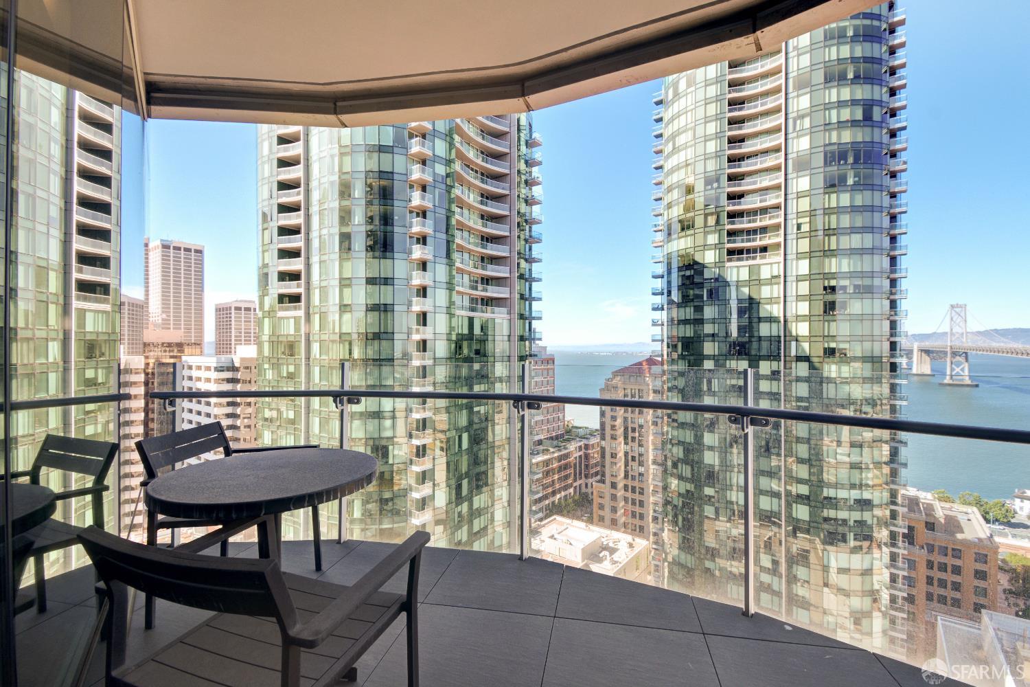 Photo #8: 426116537 Listing: Photo #8