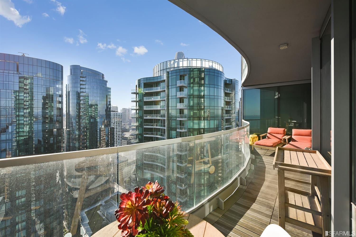 Detail Gallery Image 21 of 26 For 338 Spear St #34F,  San Francisco,  CA 94556 - 3 Beds | 2 Baths