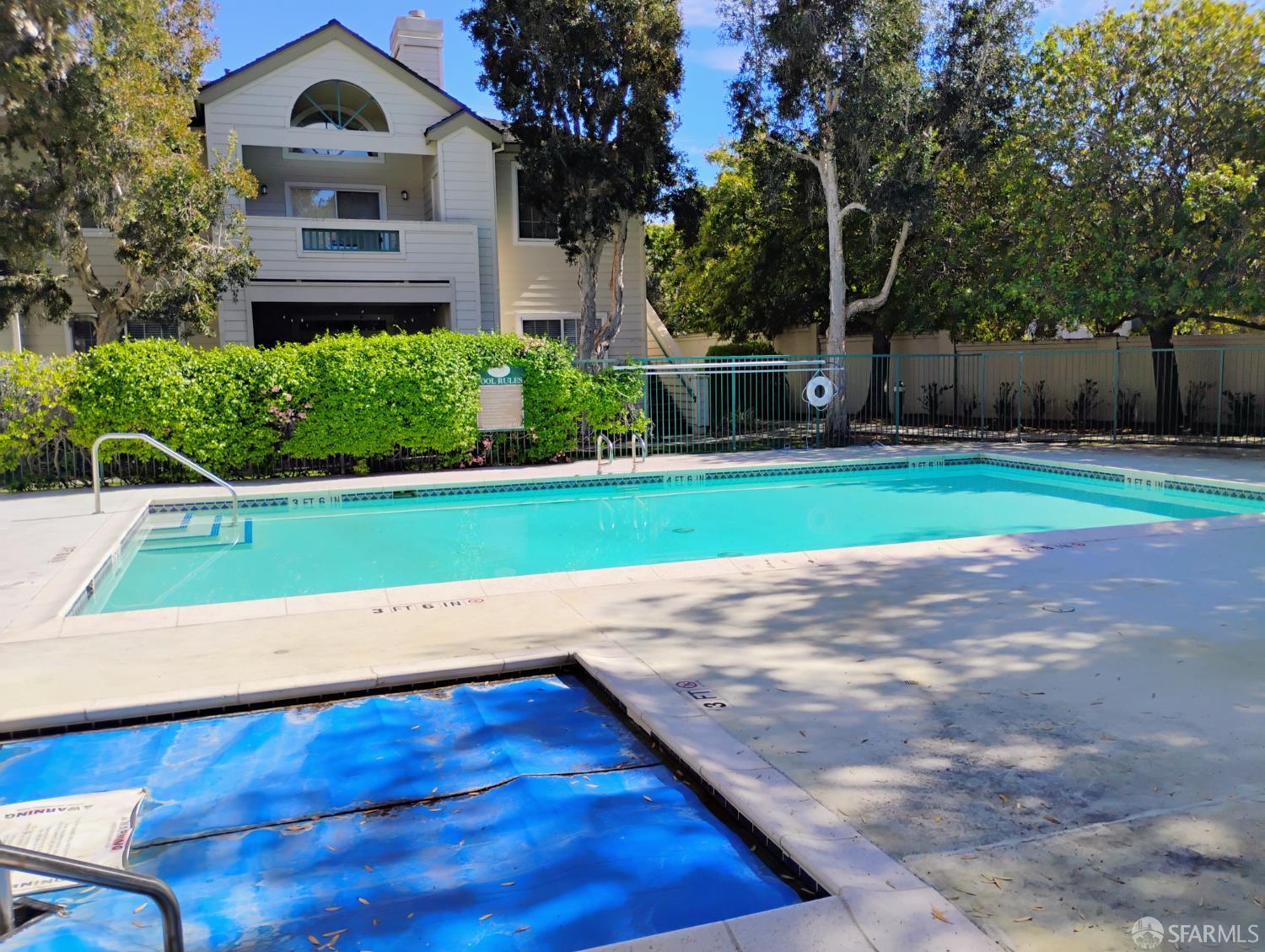 Detail Gallery Image 17 of 18 For 2902 Hastings Shore Ln, Redwood Shores,  CA 94065 - 1 Beds | 1 Baths