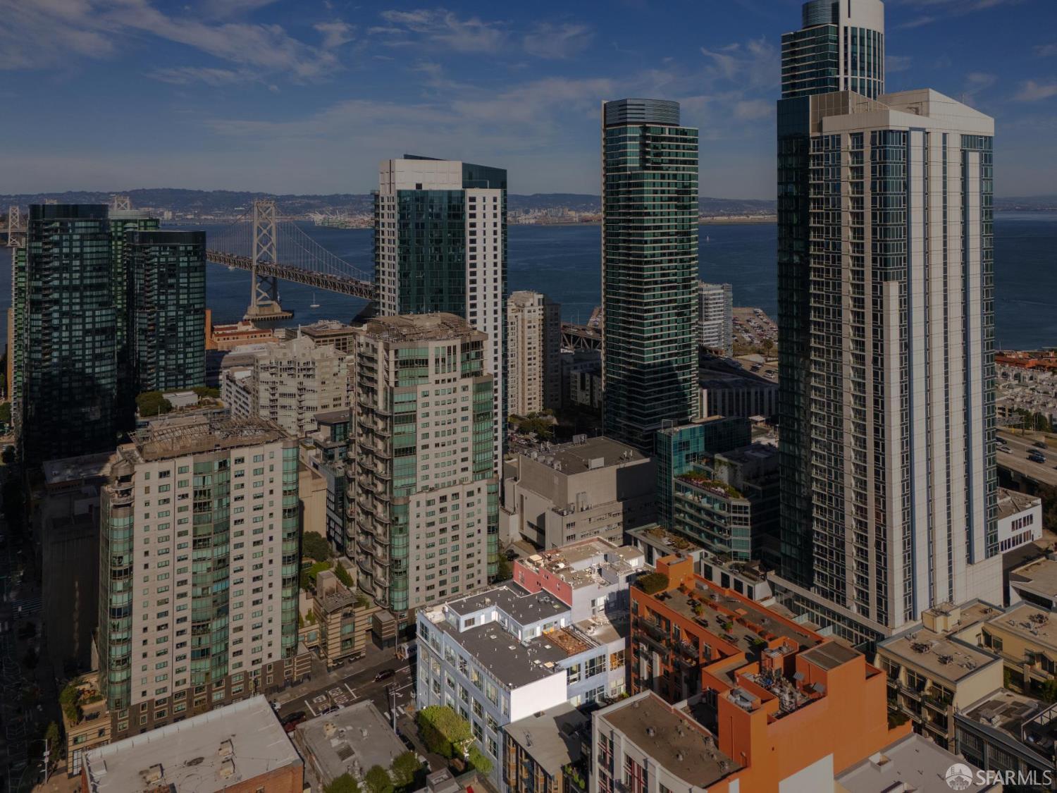 Detail Gallery Image 35 of 37 For 18 Lansing St #302,  San Francisco,  CA 94117 - 1 Beds | 1/1 Baths