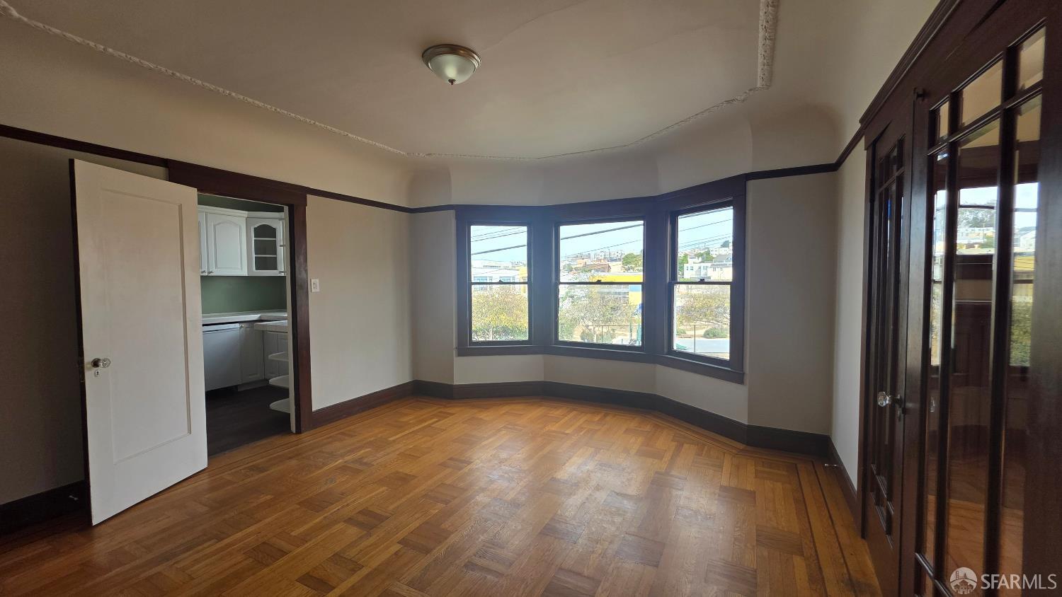 Detail Gallery Image 7 of 31 For 2601 24th Ave, San Francisco,  CA 94116 - 4 Beds | 2 Baths