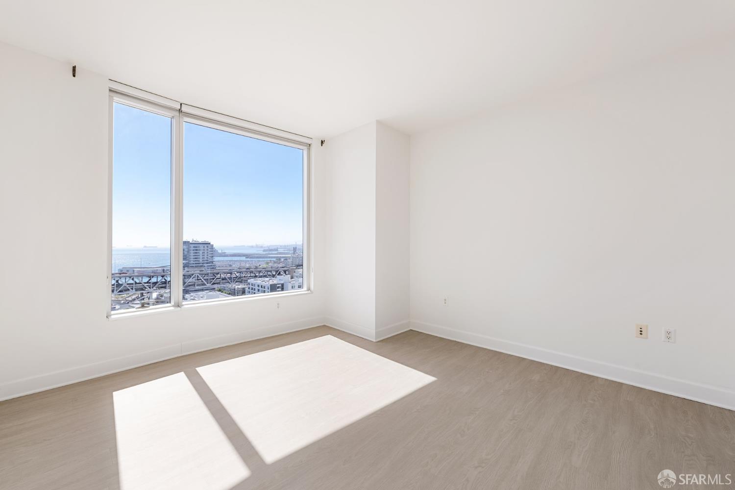 Detail Gallery Image 8 of 42 For 301 Main St 25f,  San Francisco,  CA 94105 - 2 Beds | 2 Baths