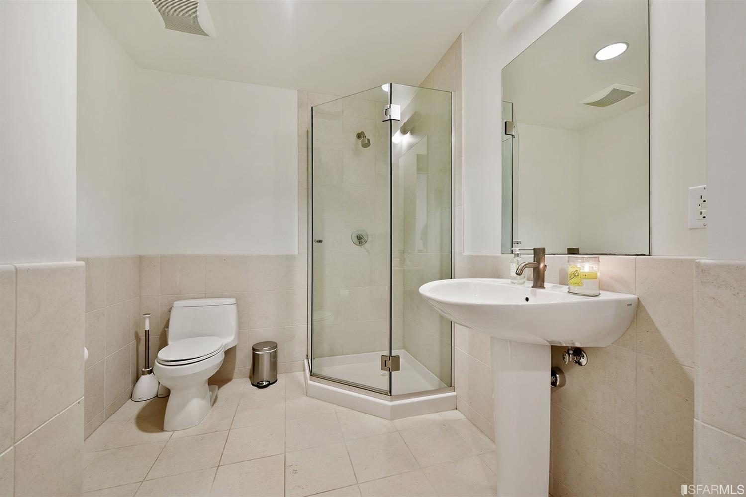 Detail Gallery Image 17 of 26 For 338 Spear St #34F,  San Francisco,  CA 94556 - 3 Beds | 2 Baths