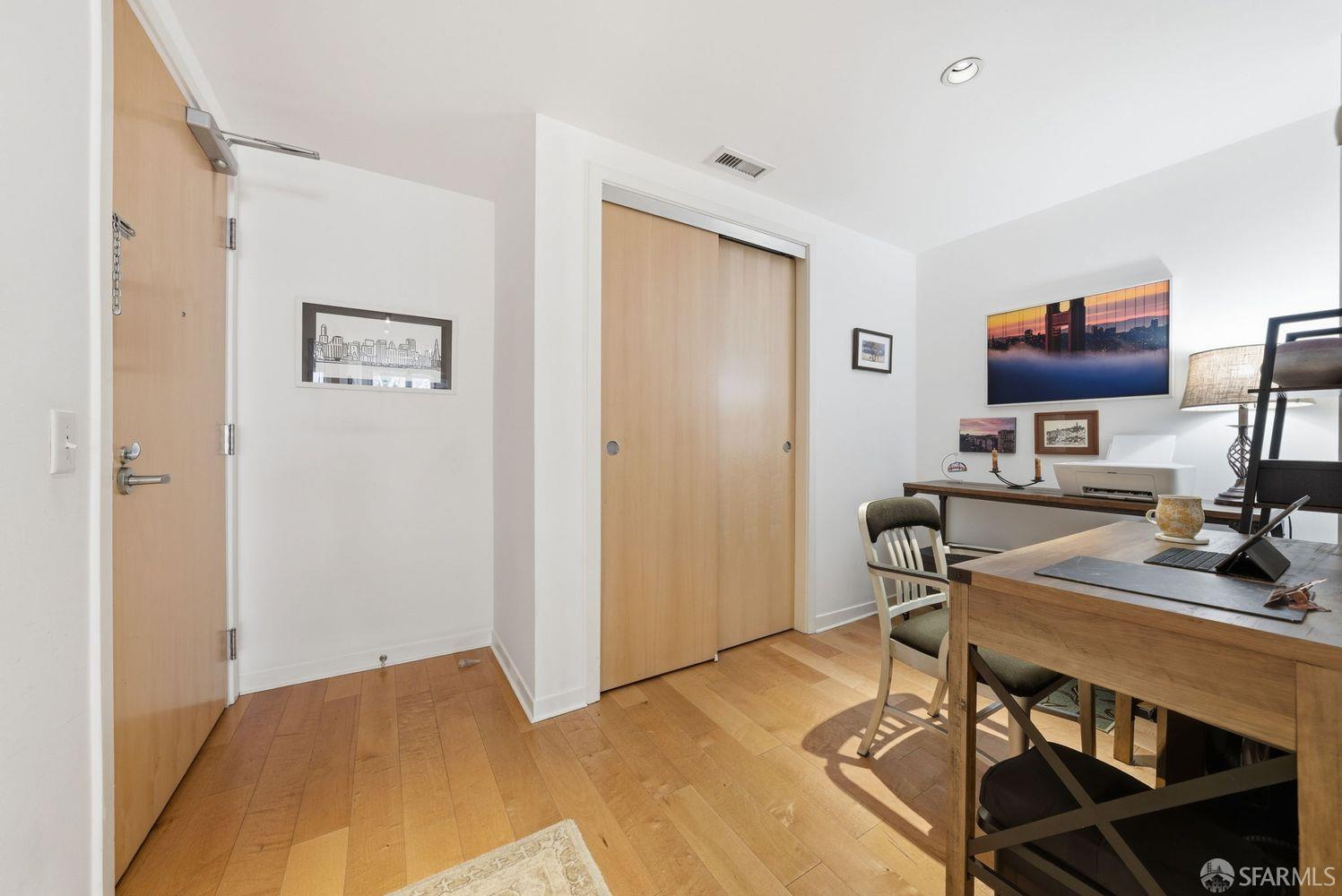 Detail Gallery Image 10 of 68 For 750 Van Ness Ave #205,  San Francisco,  CA 94102 - 1 Beds | 1 Baths