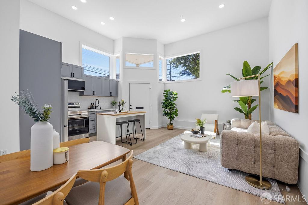 Detail Gallery Image 6 of 27 For 2730 23rd St, San Francisco,  CA 94110 - – Beds | – Baths