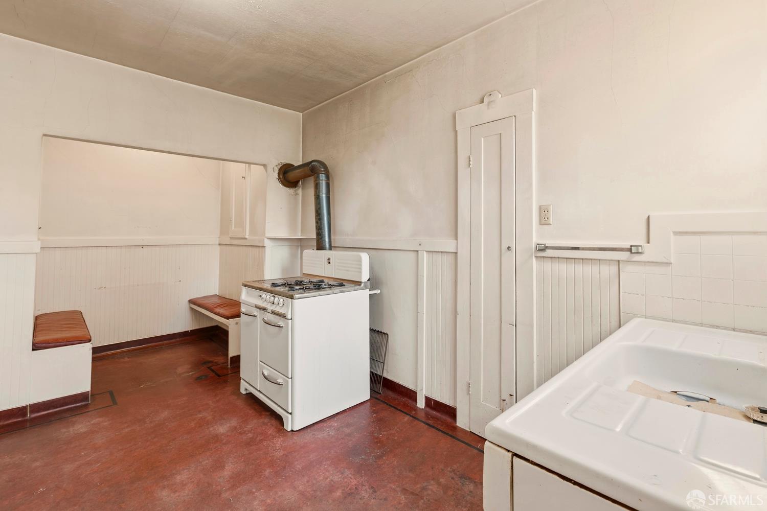 Detail Gallery Image 17 of 26 For 711 Vienna St, San Francisco,  CA 94112 - 2 Beds | 1 Baths