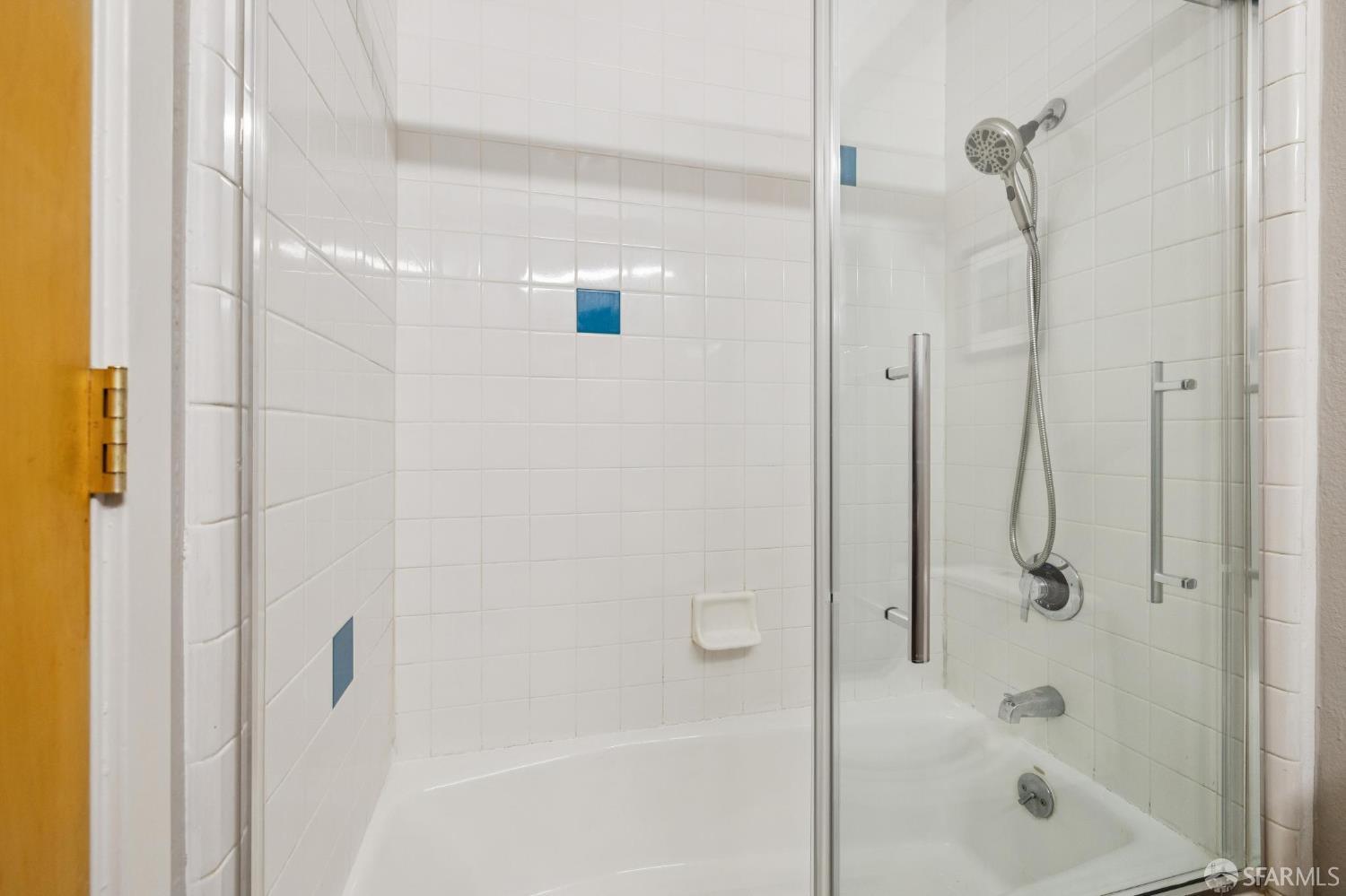 Detail Gallery Image 20 of 37 For 18 Lansing St #302,  San Francisco,  CA 94117 - 1 Beds | 1/1 Baths