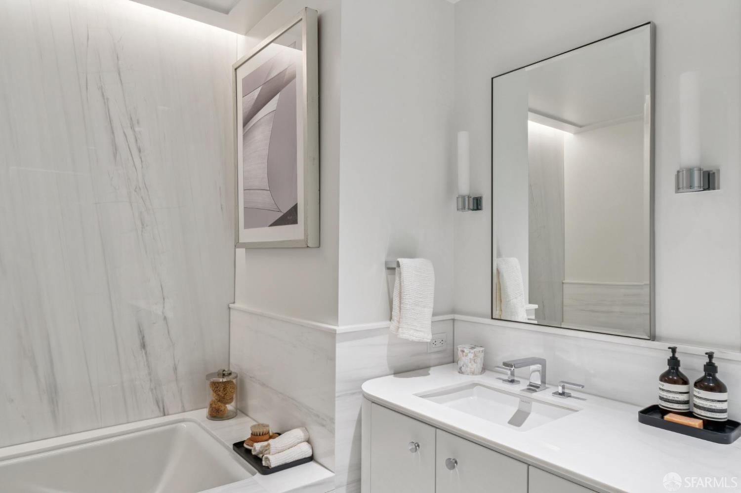 Photo #48: 426115342 Listing: Photo #48