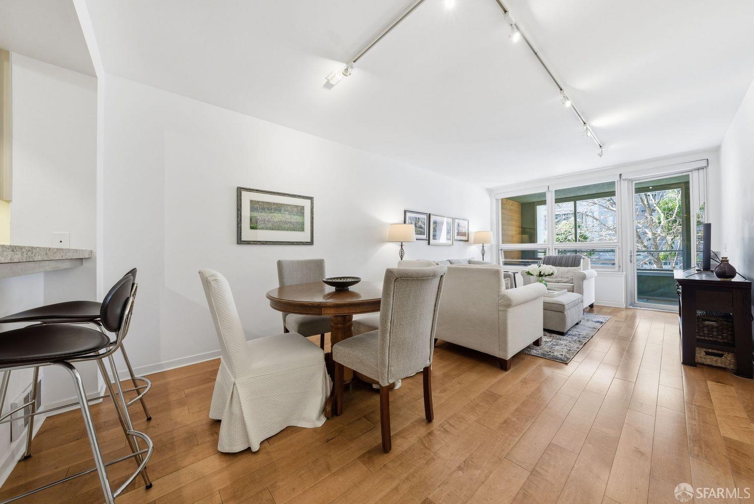 Detail Gallery Image 3 of 68 For 750 Van Ness Ave #205,  San Francisco,  CA 94102 - 1 Beds | 1 Baths