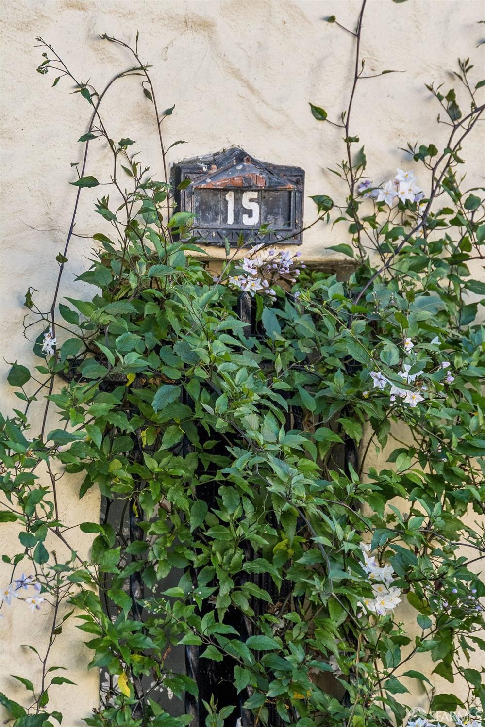 Detail Gallery Image 33 of 39 For 15 Rico Way #1,  San Francisco,  CA 94123 - 2 Beds | 1/1 Baths