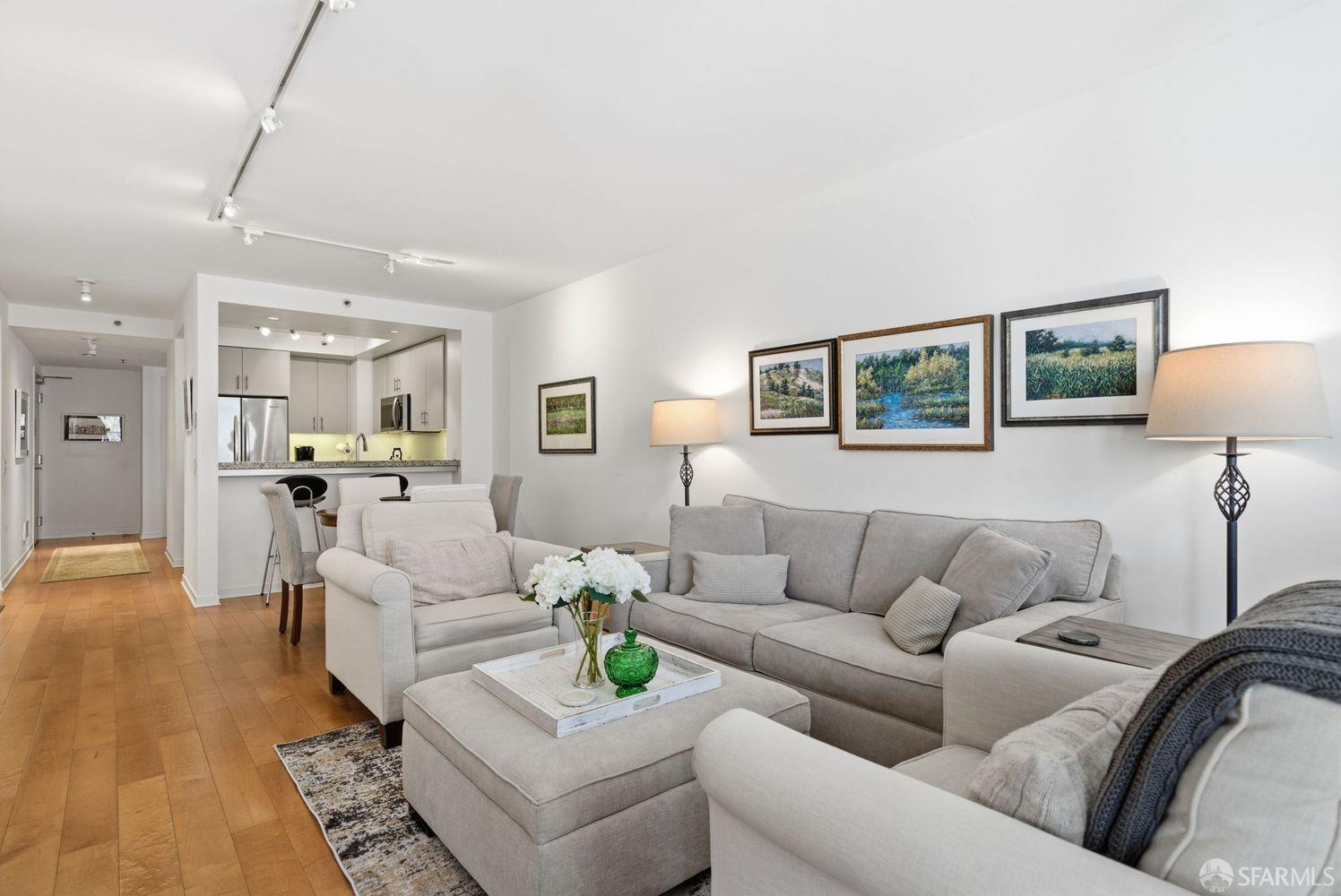 Detail Gallery Image 5 of 68 For 750 Van Ness Ave #205,  San Francisco,  CA 94102 - 1 Beds | 1 Baths