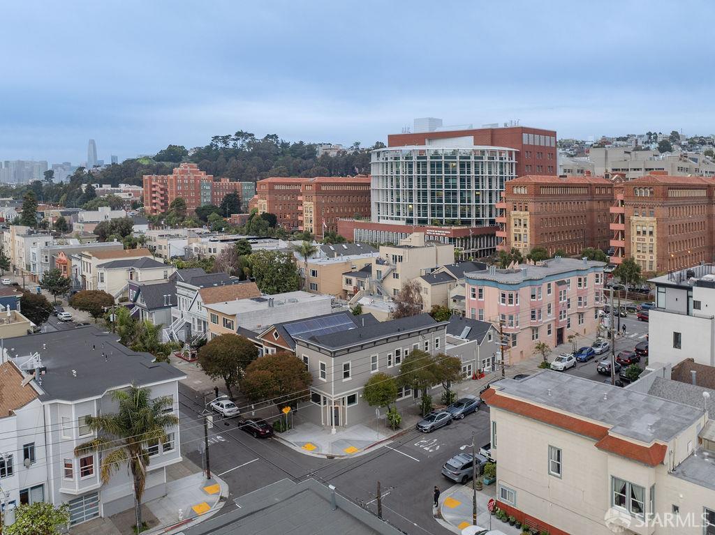 Detail Gallery Image 9 of 27 For 2730 23rd St, San Francisco,  CA 94110 - – Beds | – Baths