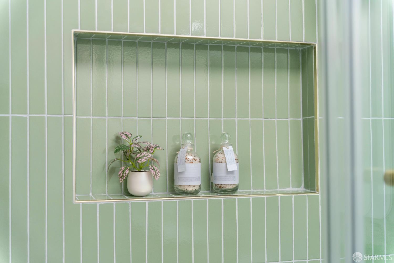 Detail Gallery Image 25 of 86 For 147 Gaven St, San Francisco,  CA 94134 - 3 Beds | 3 Baths