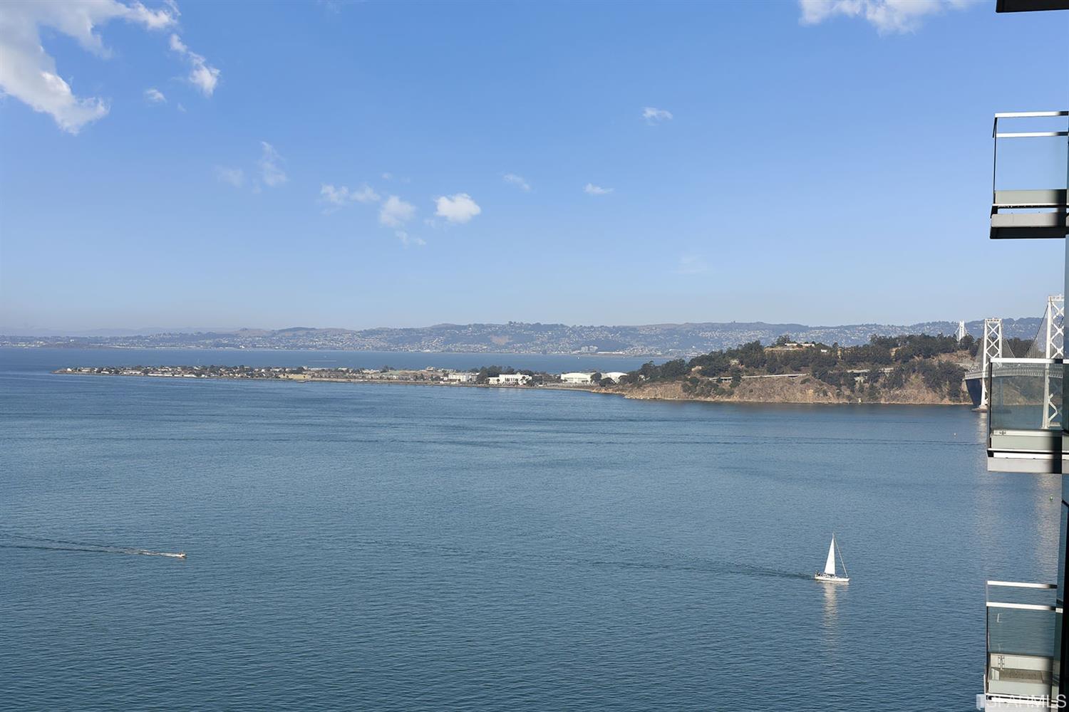 Detail Gallery Image 25 of 26 For 338 Spear St #34F,  San Francisco,  CA 94556 - 3 Beds | 2 Baths