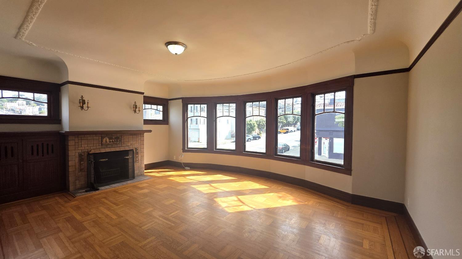 Detail Gallery Image 5 of 31 For 2601 24th Ave, San Francisco,  CA 94116 - 4 Beds | 2 Baths