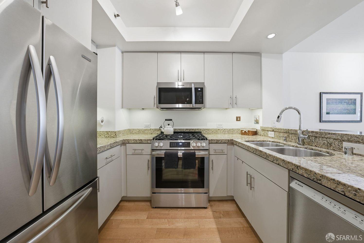 Detail Gallery Image 11 of 68 For 750 Van Ness Ave #205,  San Francisco,  CA 94102 - 1 Beds | 1 Baths