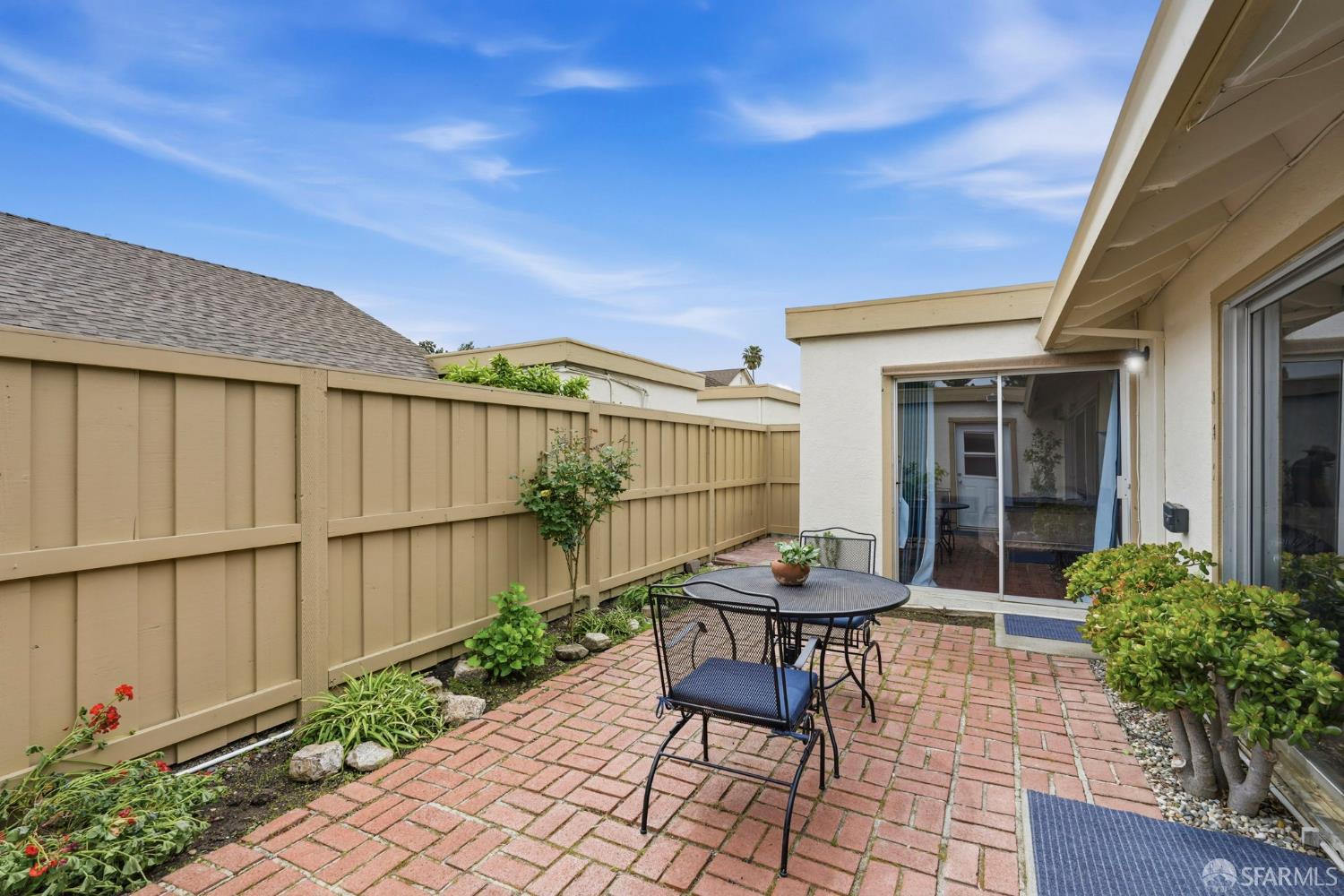 Detail Gallery Image 20 of 32 For 1442 Indian Ln, Concord,  CA 94521 - 2 Beds | 2 Baths