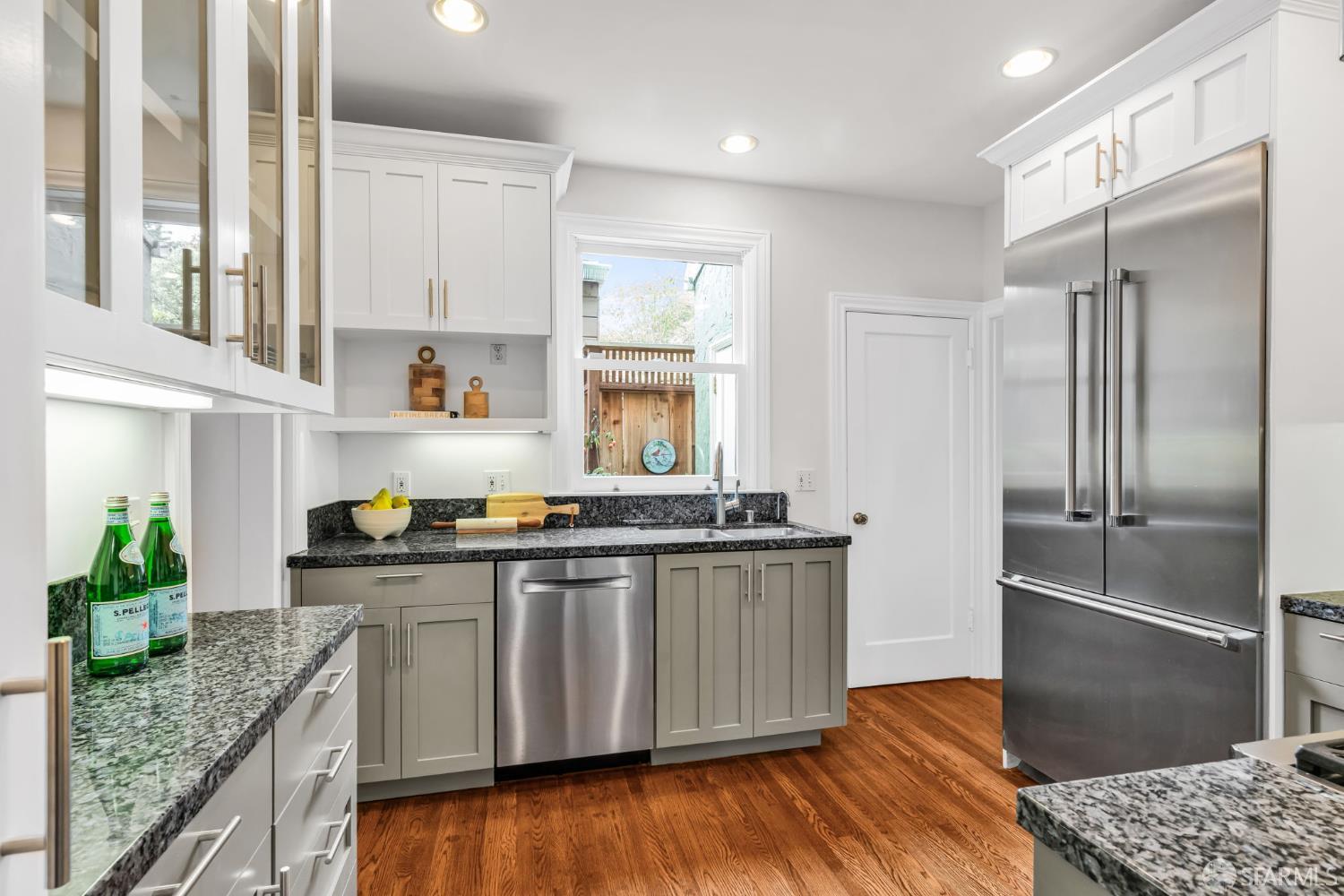 Detail Gallery Image 21 of 75 For 715 Ulloa St, San Francisco,  CA 94127 - 4 Beds | 2 Baths