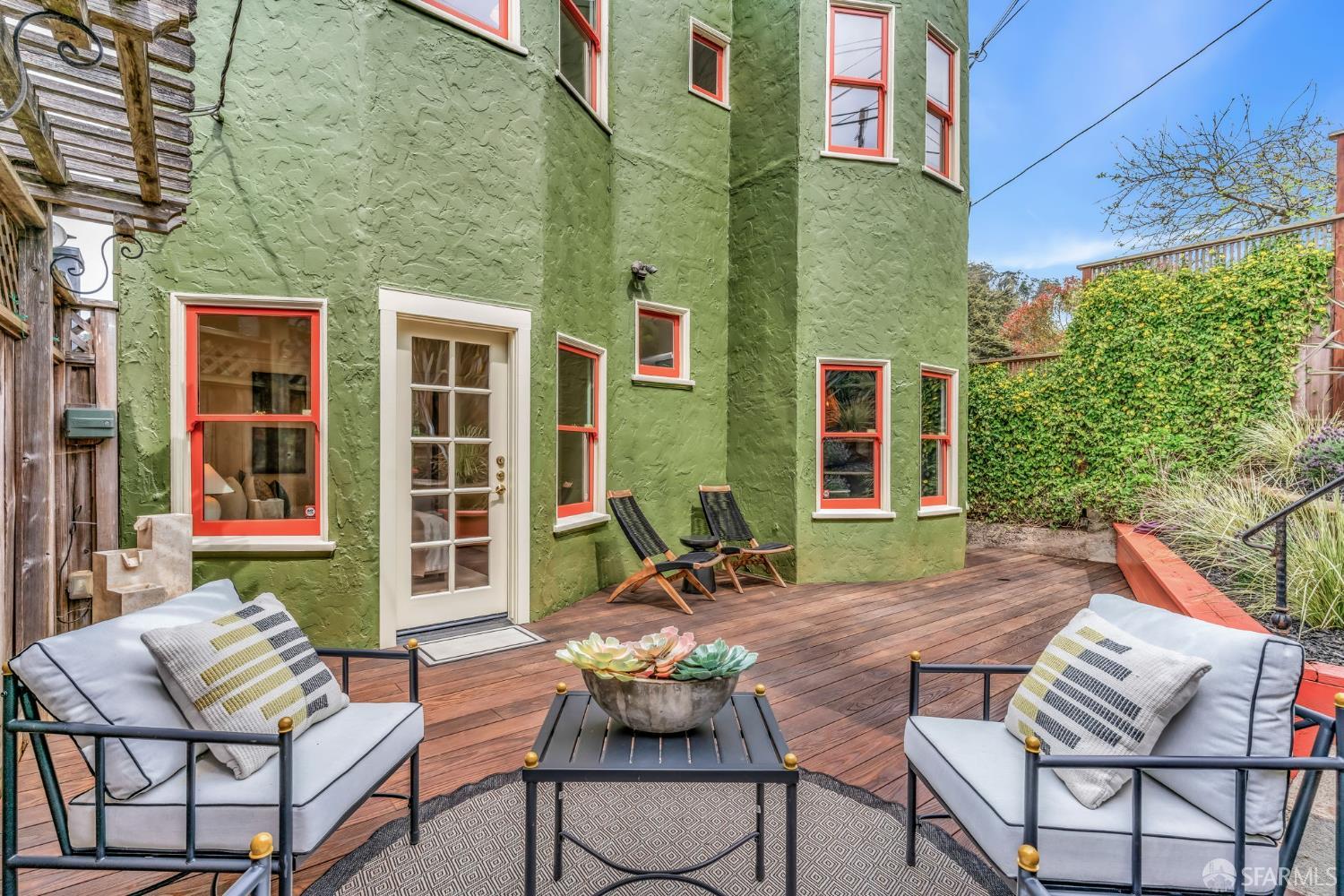 Detail Gallery Image 51 of 75 For 715 Ulloa St, San Francisco,  CA 94127 - 4 Beds | 2 Baths